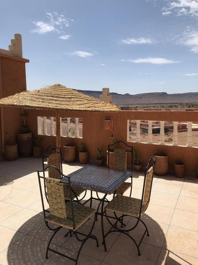 Berber Nomad Kasbah Bed & Breakfast Nkob Bagian luar foto
